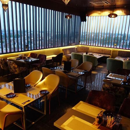 Red Orchid Hotel Kanpur Exterior photo