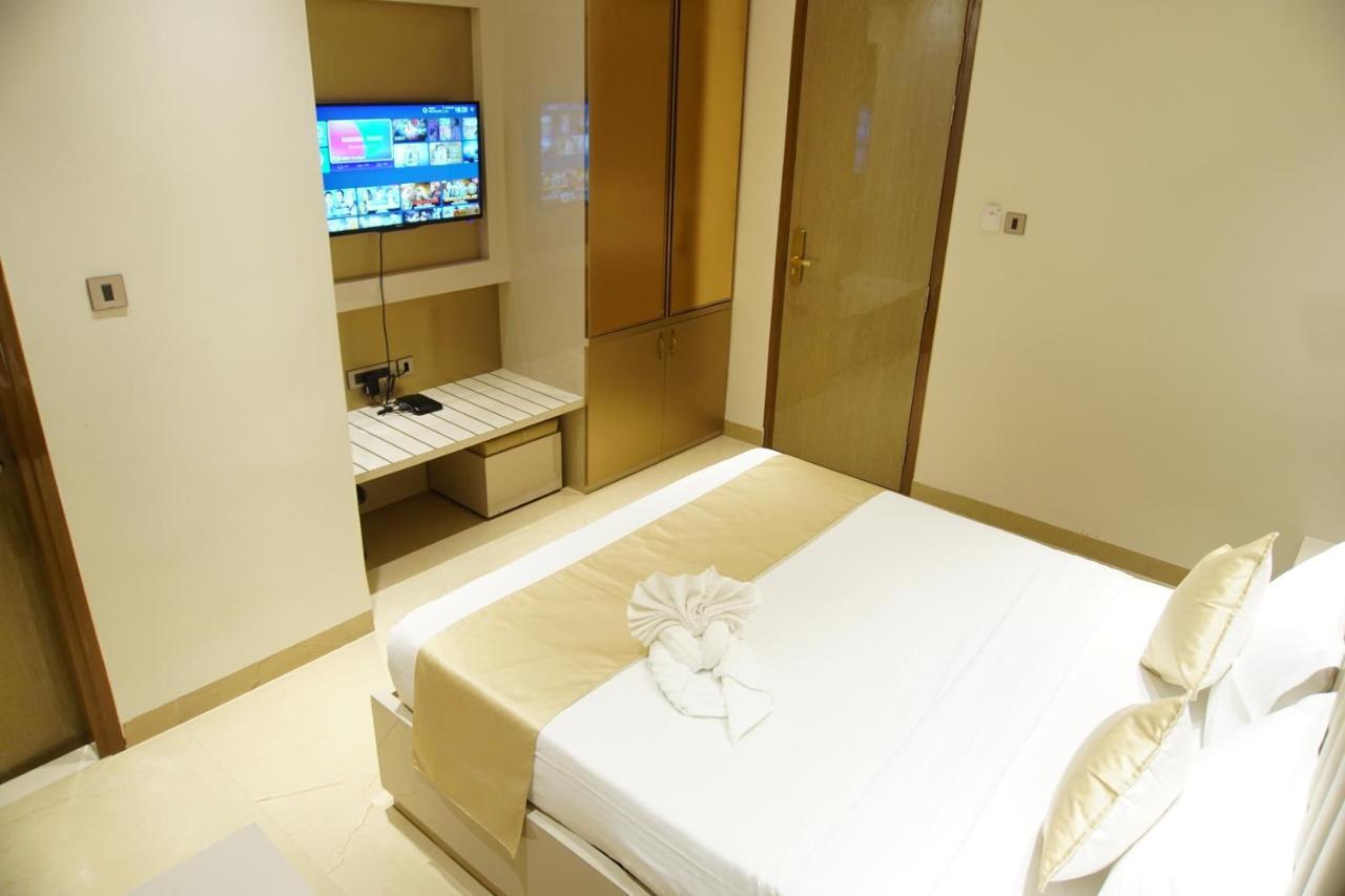 Red Orchid Hotel Kanpur Exterior photo